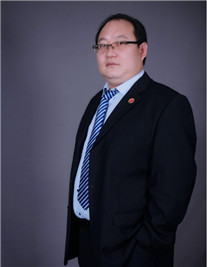 张英怀律师照片